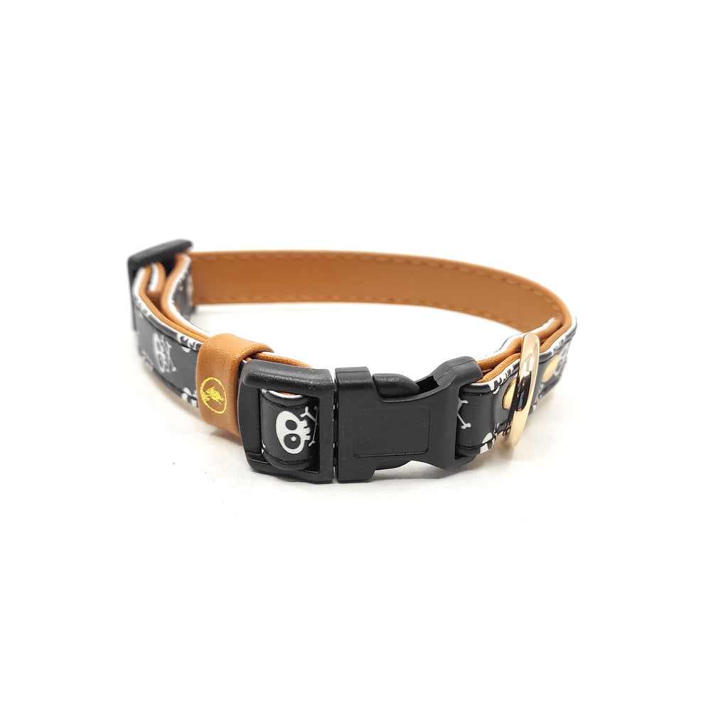 The "Skull & Bones" Cat Collar - ArgusCollar